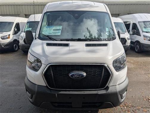 2025 Ford Transit-250 148 WB Medium Roof Cargo