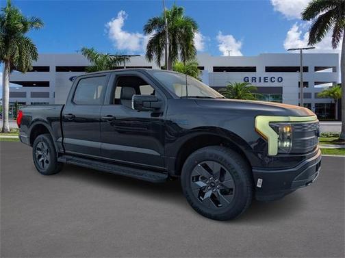 2025 Ford F-150 Lightning LARIAT