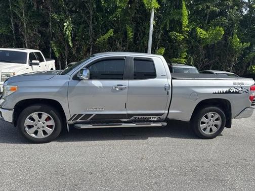 2014 Toyota Tundra SR5