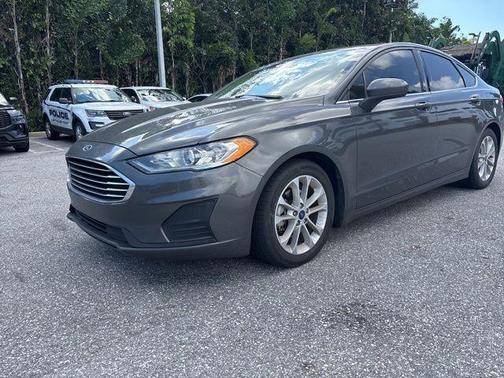 2020 Ford Fusion Hybrid SE