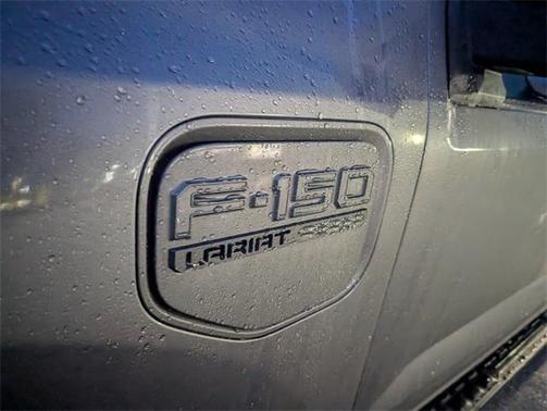 2023 Ford F-150 Lightning LARIAT