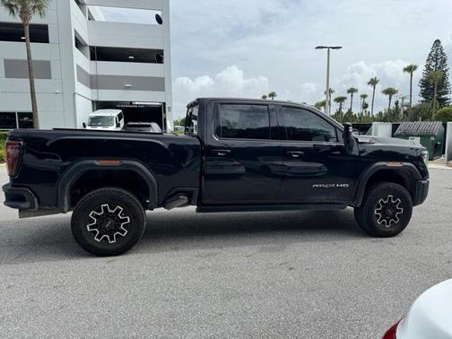 2024 GMC Sierra 2500 AT4X