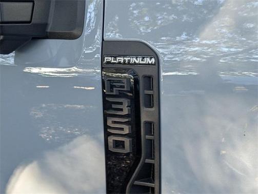 2026 Ford F-350 Platinum