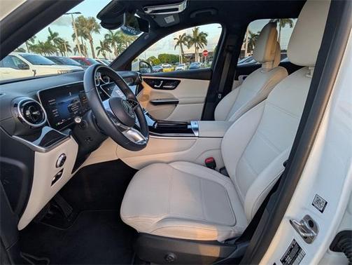 2023 Mercedes-Benz GLC 300 Base