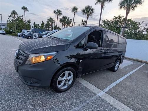 2023 Mercedes-Benz Metris Base