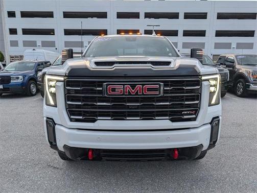 2024 GMC Sierra 2500 AT4