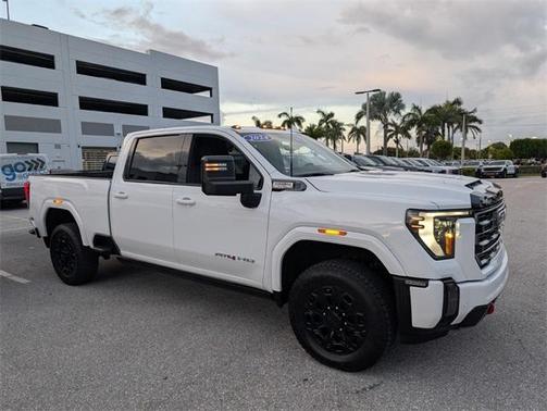 2024 GMC Sierra 2500 AT4