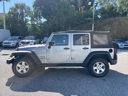 2016 Jeep Wrangler Unlimited Sport