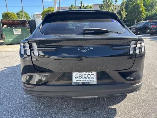 2022 Ford Mustang Mach-E Select