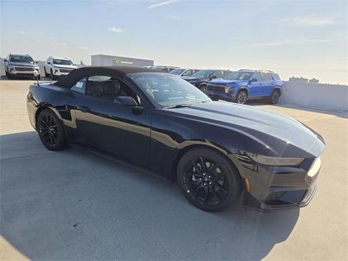 2025 Ford Mustang EcoBoost