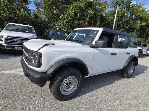 2025 Ford Bronco Base