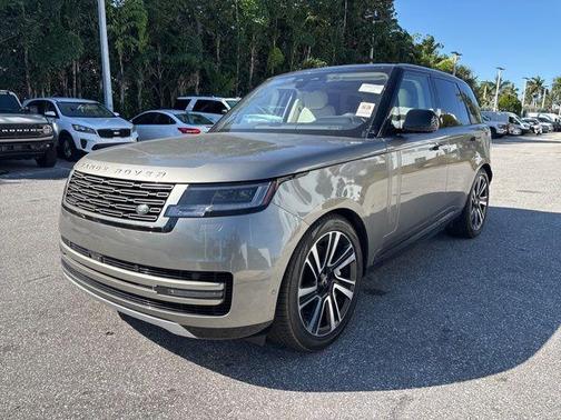 2023 Land Rover Range Rover P530 SE
