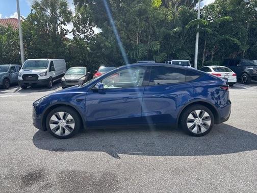 2023 Tesla Model Y Long Range