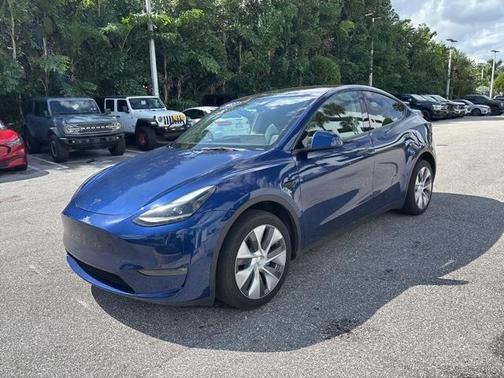 2023 Tesla Model Y Long Range