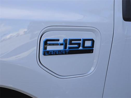 2025 Ford F-150 Lightning LARIAT