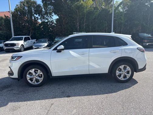 2023 Honda HR-V LX
