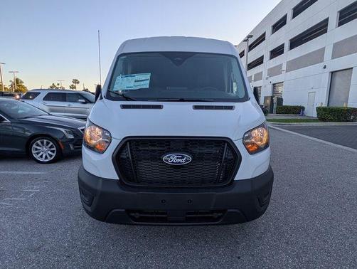2026 Ford Transit-250 148 WB Medium Roof Cargo