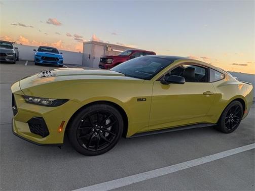 2025 Ford Mustang GT Premium