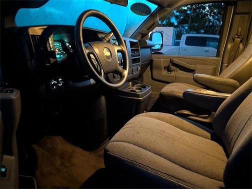 2016 Chevrolet Express 3500 LT