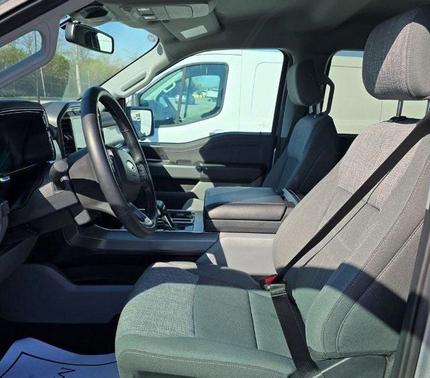 2023 Ford F-150 Lightning XLT