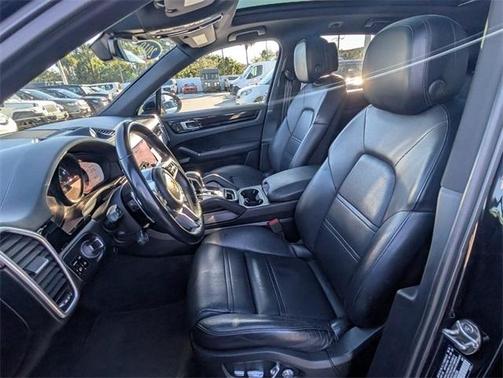 2019 Porsche Cayenne Base