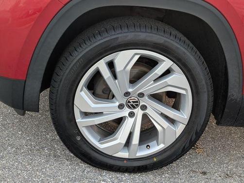 2021 Volkswagen Atlas 3.6 V6 SE w/ Technology