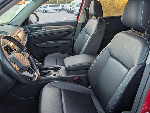 2021 Volkswagen Atlas 3.6 V6 SE w/ Technology