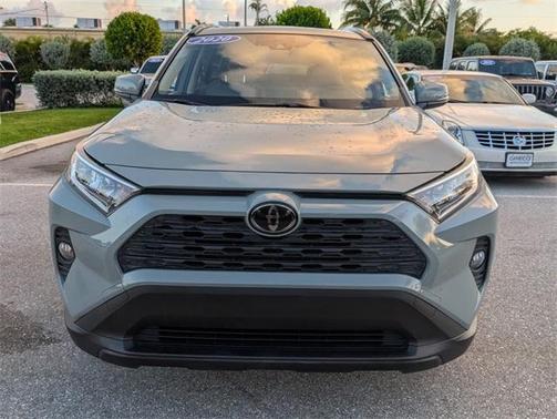 2020 Toyota RAV4 XLE Premium