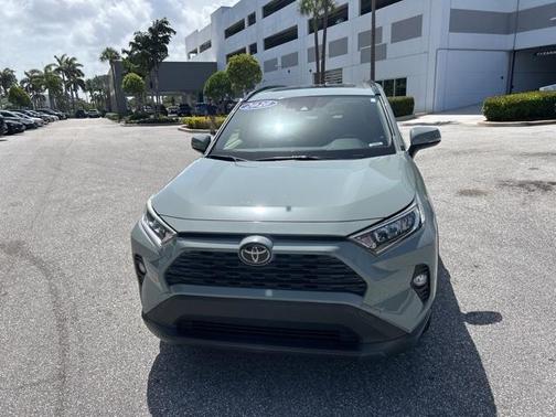 2020 Toyota RAV4 XLE Premium