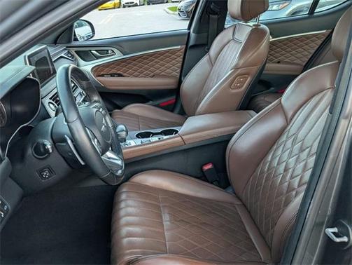 2020 Genesis G70 2.0T