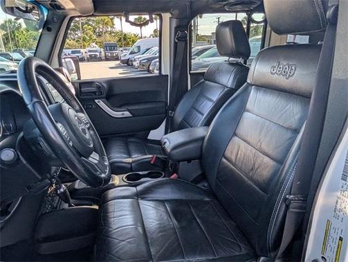 2012 Jeep Wrangler Unlimited Sahara