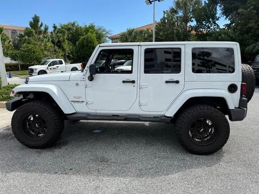 2012 Jeep Wrangler Unlimited Sahara