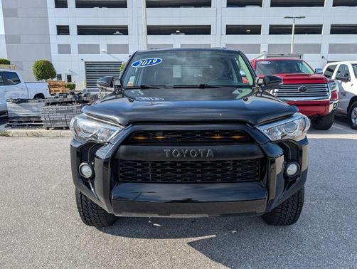 Midnight Black Metallic 2019 Toyota 4Runner SR5 Premium
