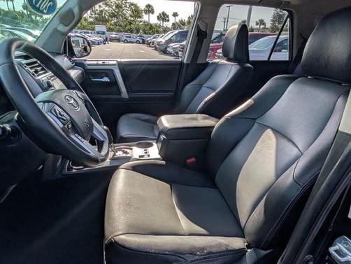 Midnight Black Metallic 2019 Toyota 4Runner SR5 Premium