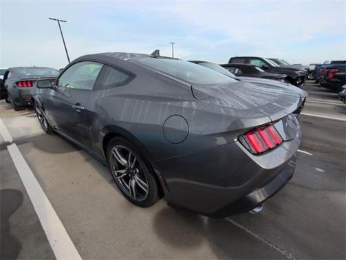 2025 Ford Mustang 