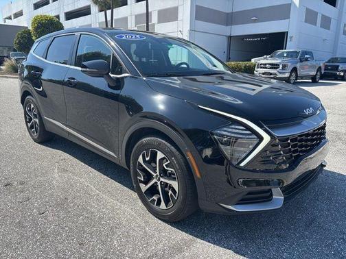 2025 Kia Sportage EX