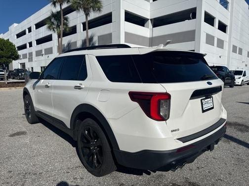 2022 Ford Explorer ST