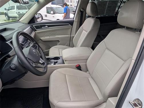 2022 Volkswagen Atlas 2.0T SE