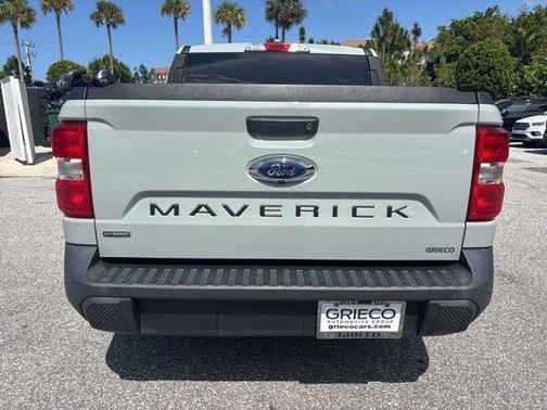 Cactus Green / Gray 2022 Ford Maverick