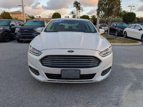 2015 Ford Fusion SE