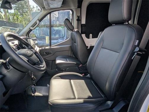 2025 Ford Transit-250 148 WB Medium Roof Cargo