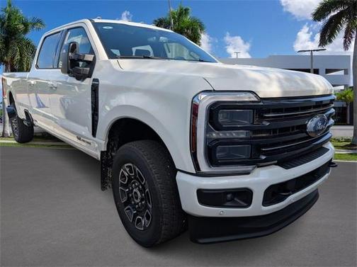 2025 Ford F-250 Platinum