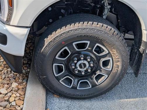 2025 Ford F-250 Platinum