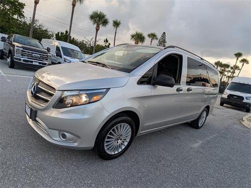 2019 Mercedes-Benz Metris Base