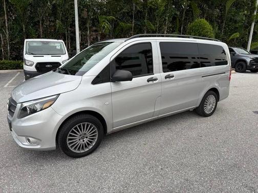 2019 Mercedes-Benz Metris Base