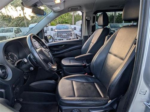 2019 Mercedes-Benz Metris Base