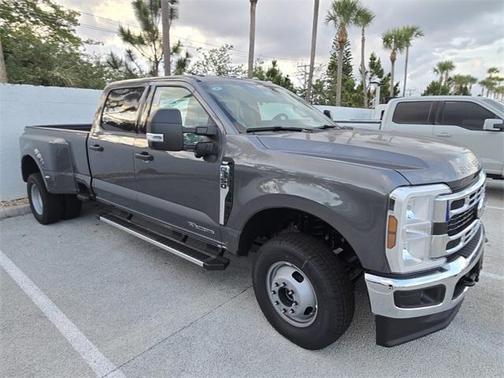 2025 Ford F-350 XLT