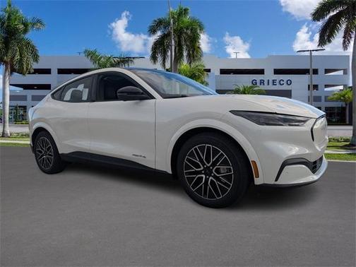 2025 Ford Mustang Mach-E Premium