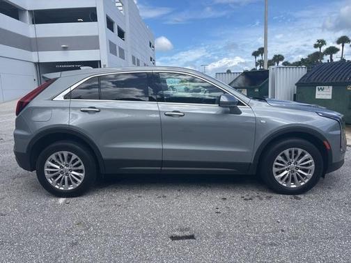 2024 Cadillac XT4 Luxury