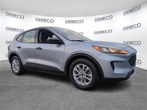 2022 Ford Escape S